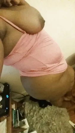 Me pink top little thong        