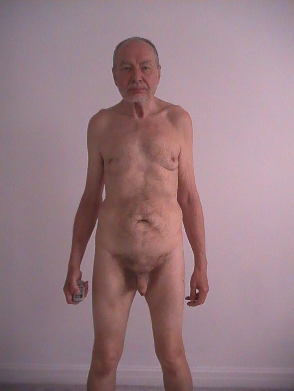 Nude 04 June 2024