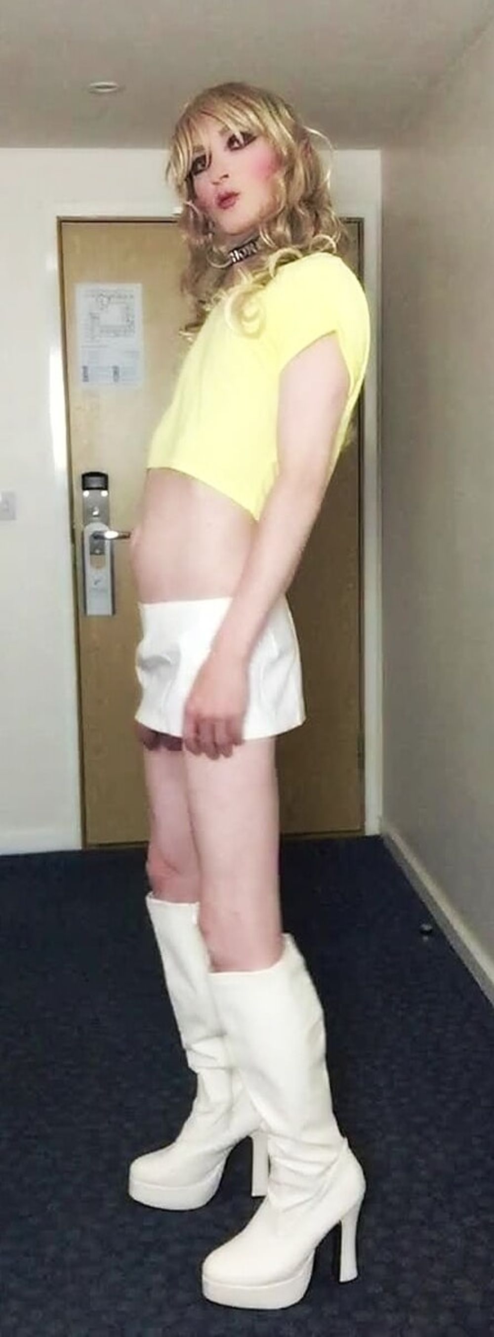 Sissy Sandra Posing Yellow and White #3