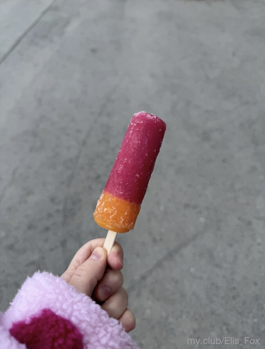 Alice Free Photos #47