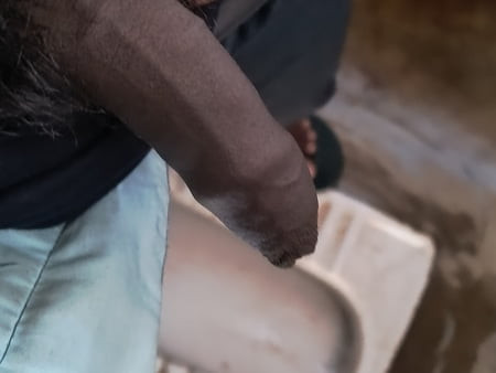 Mastrubing desi porn photo 