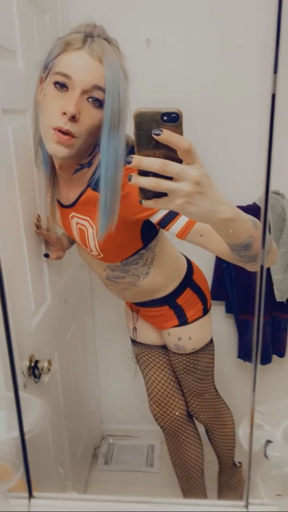 Sexy Sports Babe #19