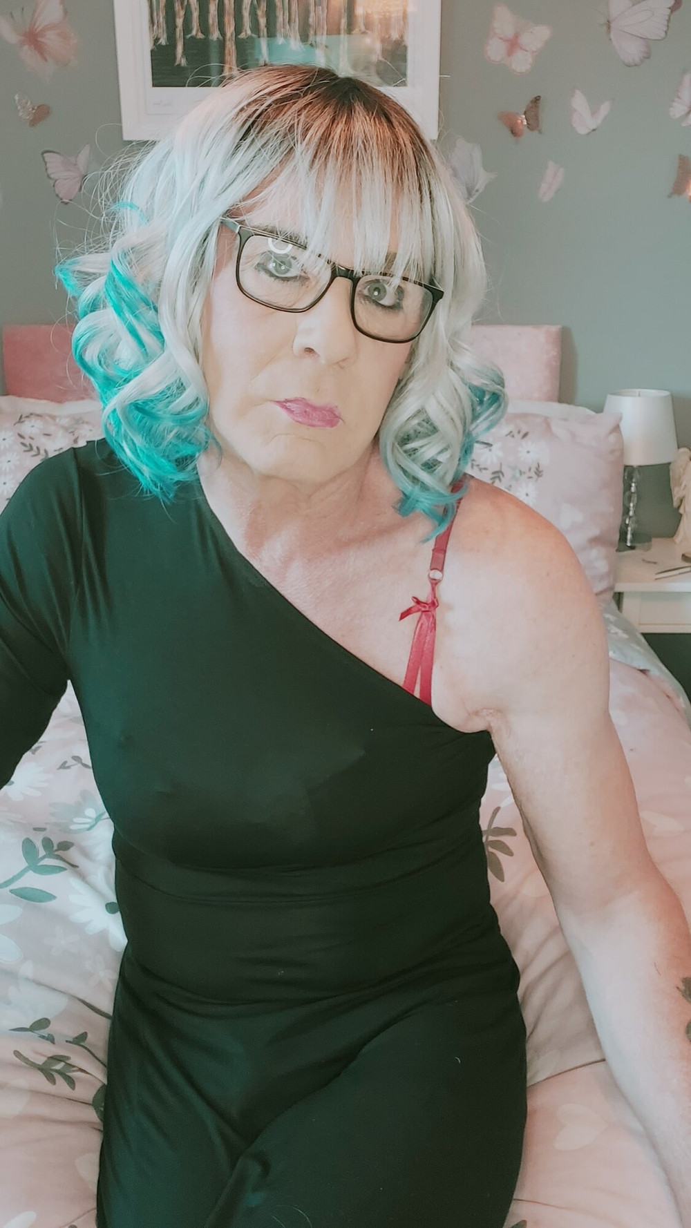 crossdressed Juniper Beri UK #6