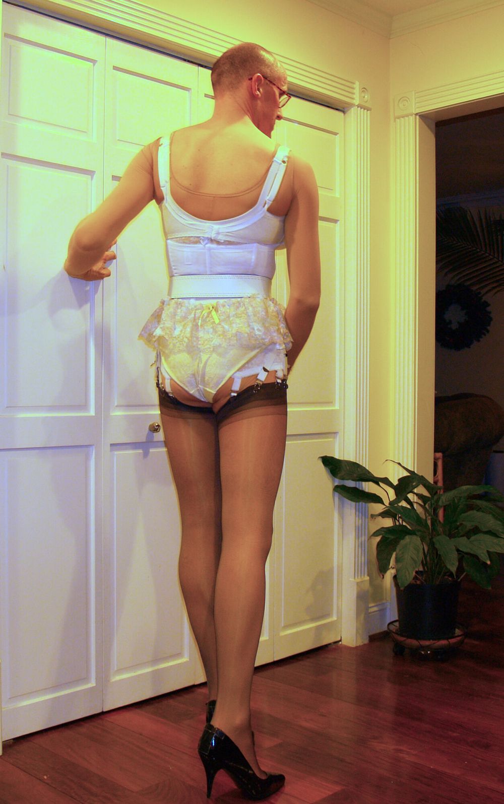 20090102 white girdle #4