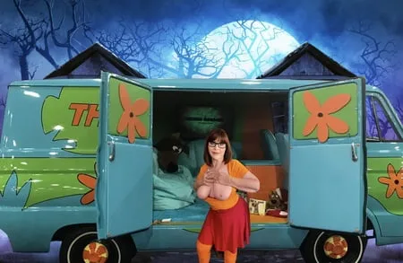 im velma dinkly         