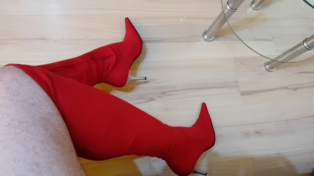 Crossdresser In Sexy Red Suede Pointed Toe High Heels Boots #7