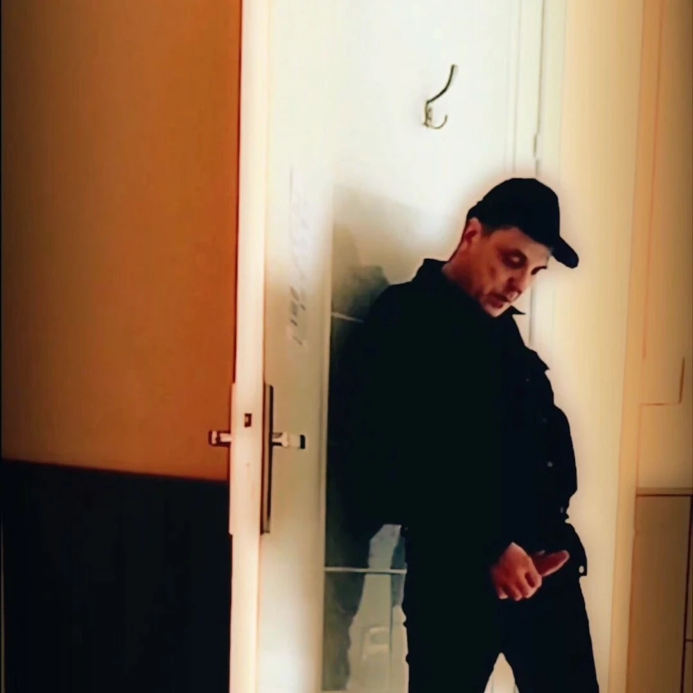 Jerk off and ass show in front of a door #2