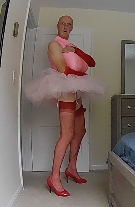 20181107 Pink Tutu and red bra #49