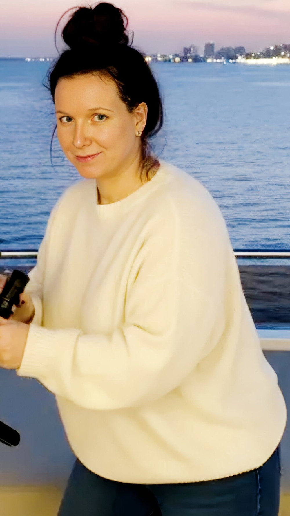My 38f mistress made me fuck myself in white sweaters. I did #9