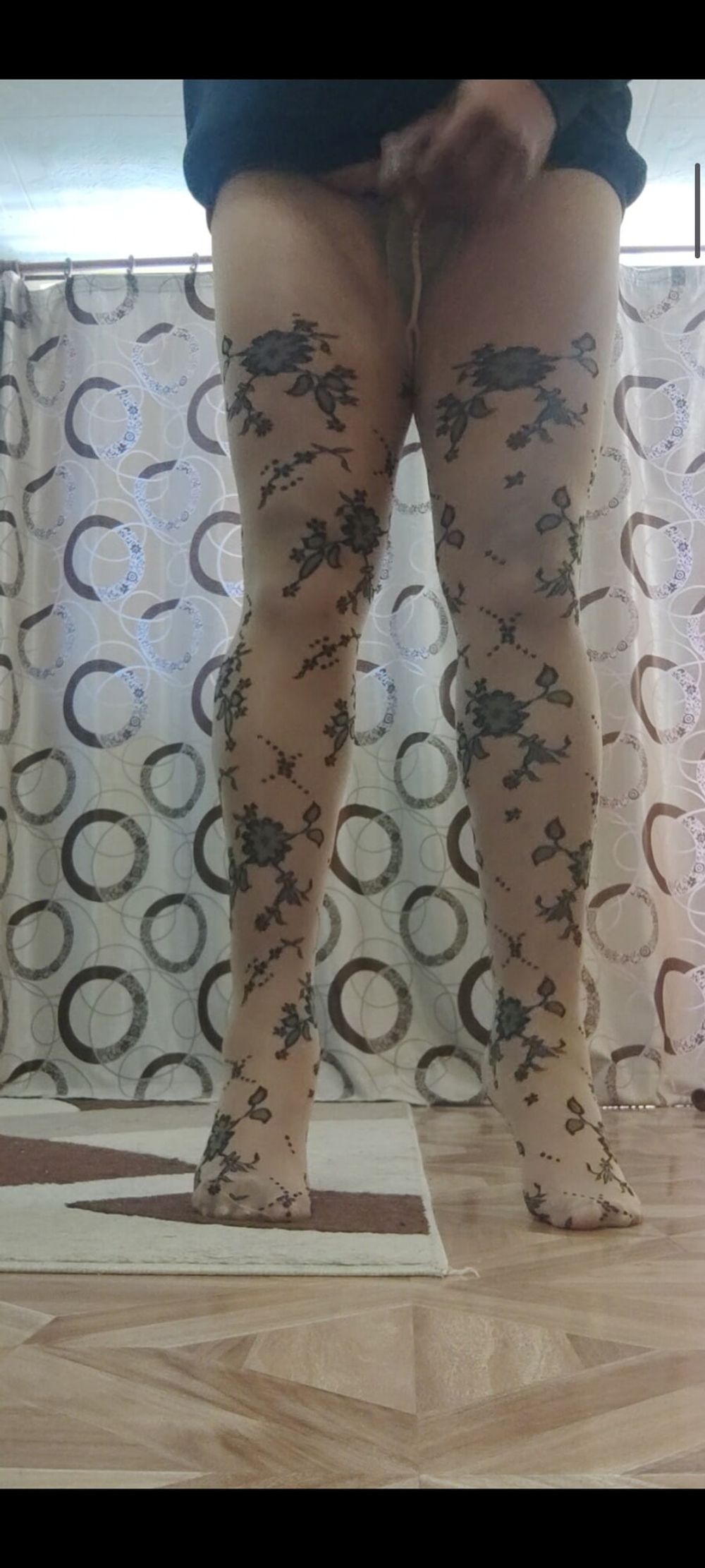 Patterned pantyhose cock masturbation #40