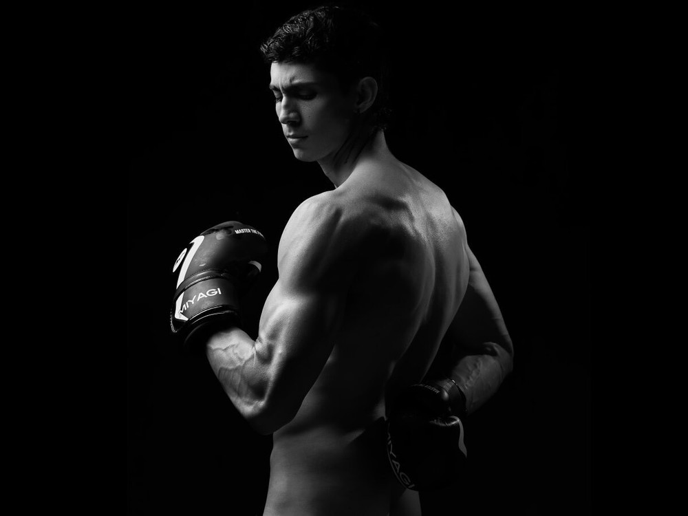 Oliver Bennet Free Photos #58