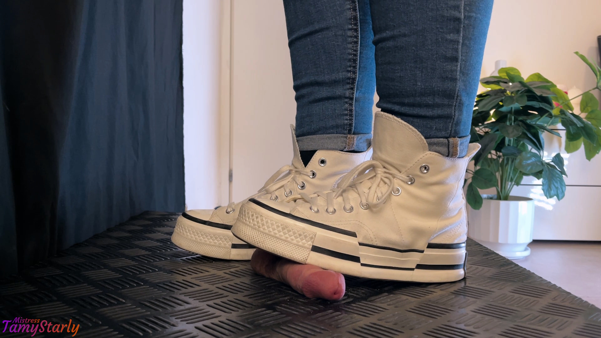 Girlfriend Converse Demolition #6
