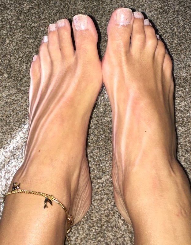 Some feet pics for all you foot guys out there #11
