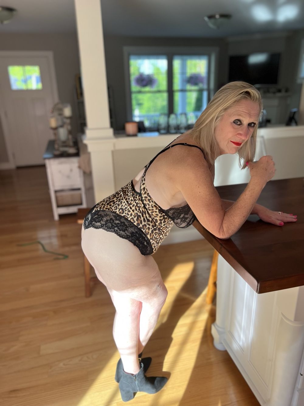 66 YEAR OLD PORN STAR DANIELLE DUBONNET( leopard print) #8