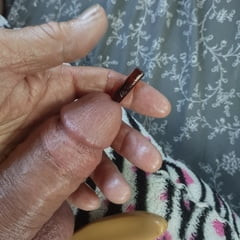 爸爸第一次用光滑的发条自慰