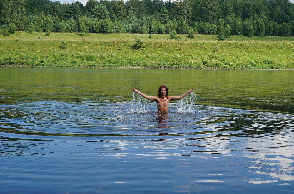 Nude Playing in Volga-river #47