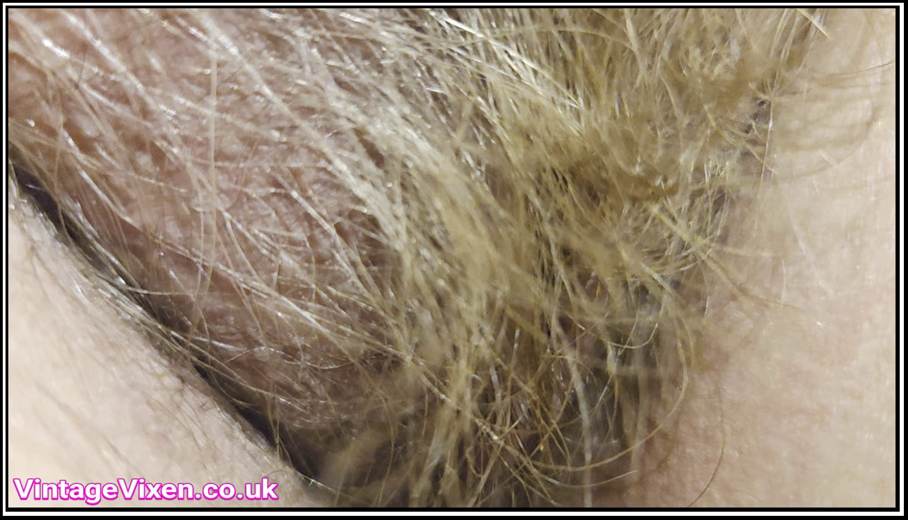 CUM OVER MY MATURE HAIRY KITTY