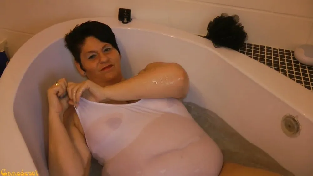 SOLO sex in the BATHTUB #2