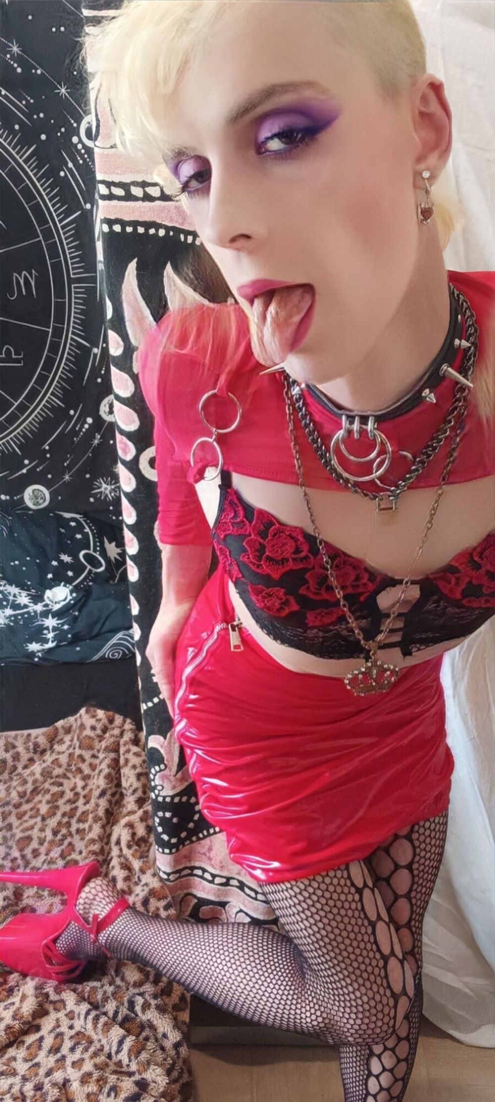 sexy trans in red need a daddy #2