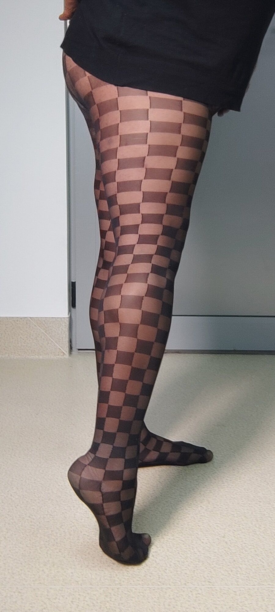 Black patterpantyhose on my sexy feet are so cool.Am i sexy? #15