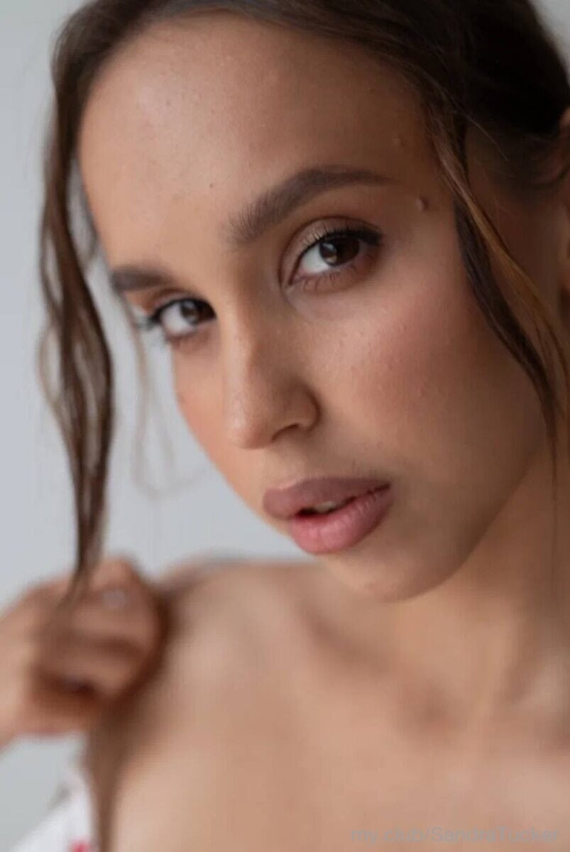 Sandra Tucker Free Photos #12