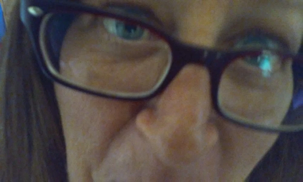 Can you guess what I am doing?