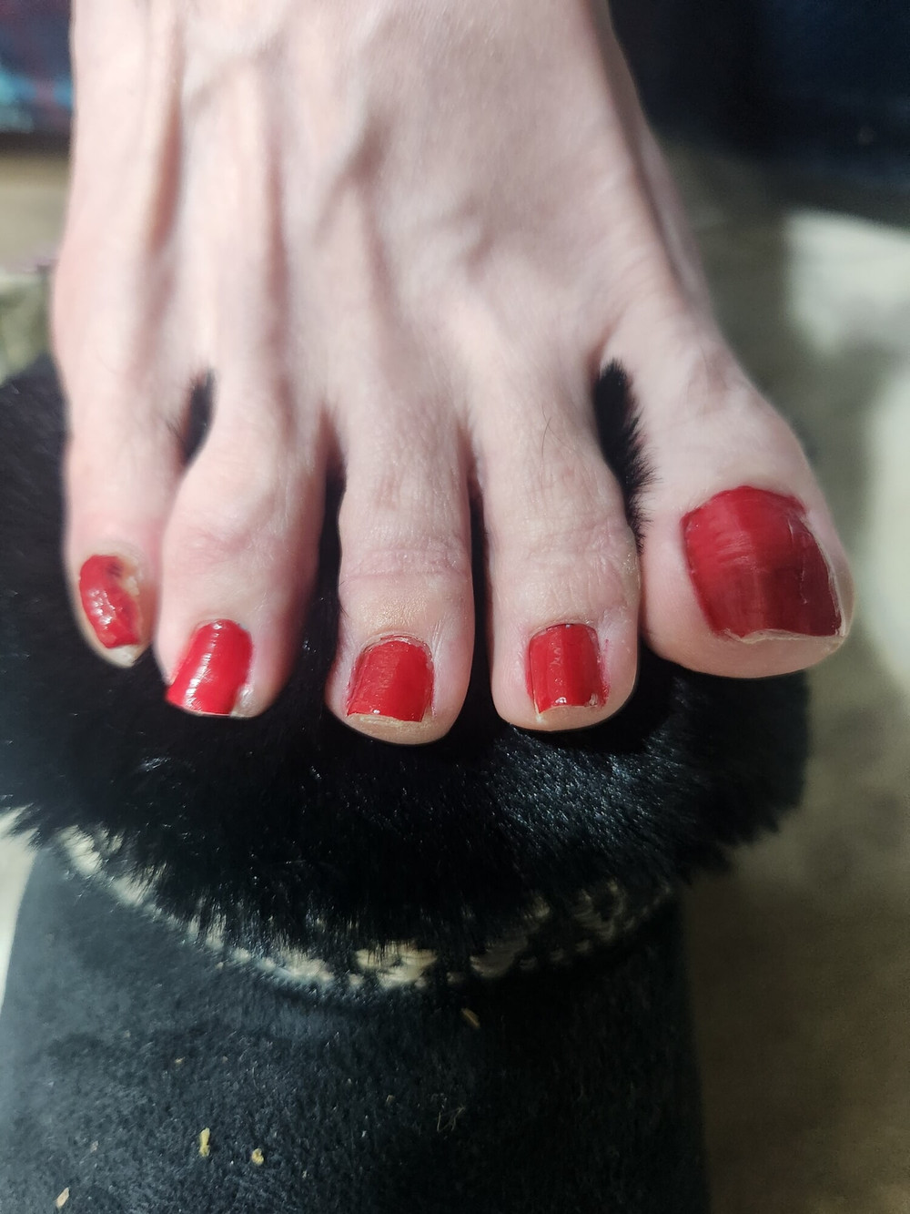 Goode Girl shows off toes bare foot and in silver nylons  #5