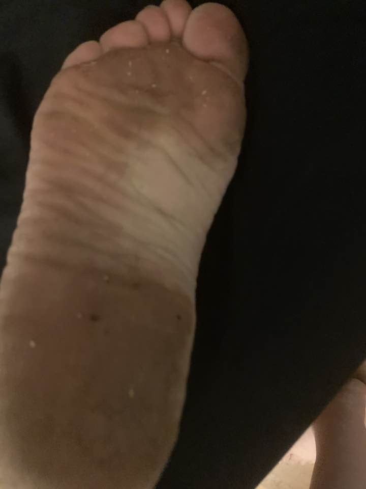 DIRTY SOLES