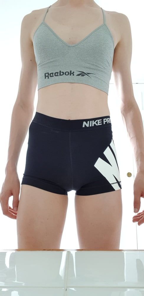 Nike Pro Shorts + Reebok Bra #17