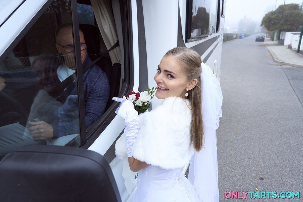 Runaway hot bride fucks random van driver #13