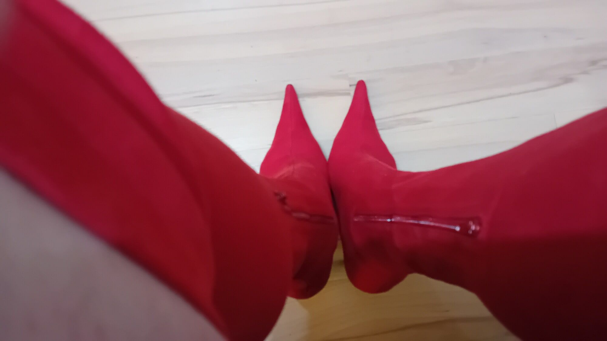 Crossdresser In Sexy Red Suede Pointed Toe High Heels Boots #2