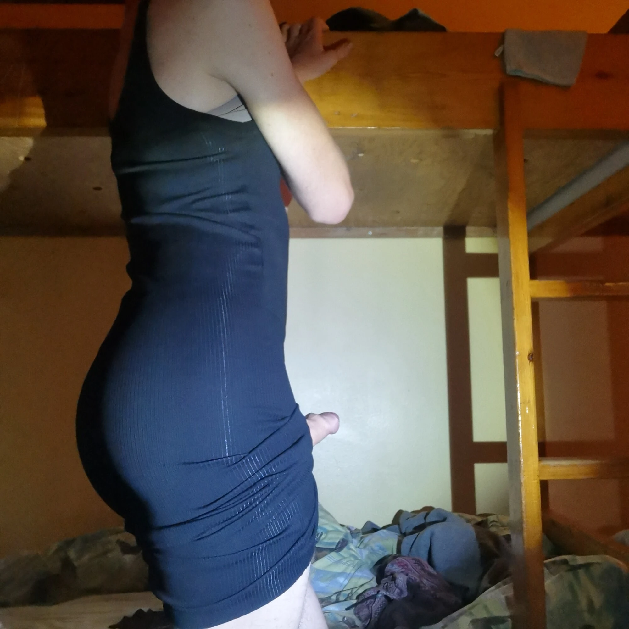 Sissy Janina in black #41