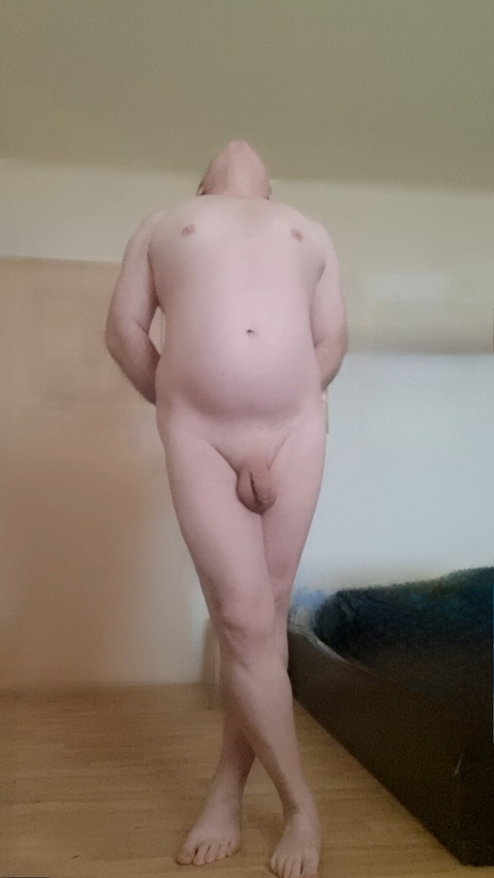 Me nude poses gay body #2