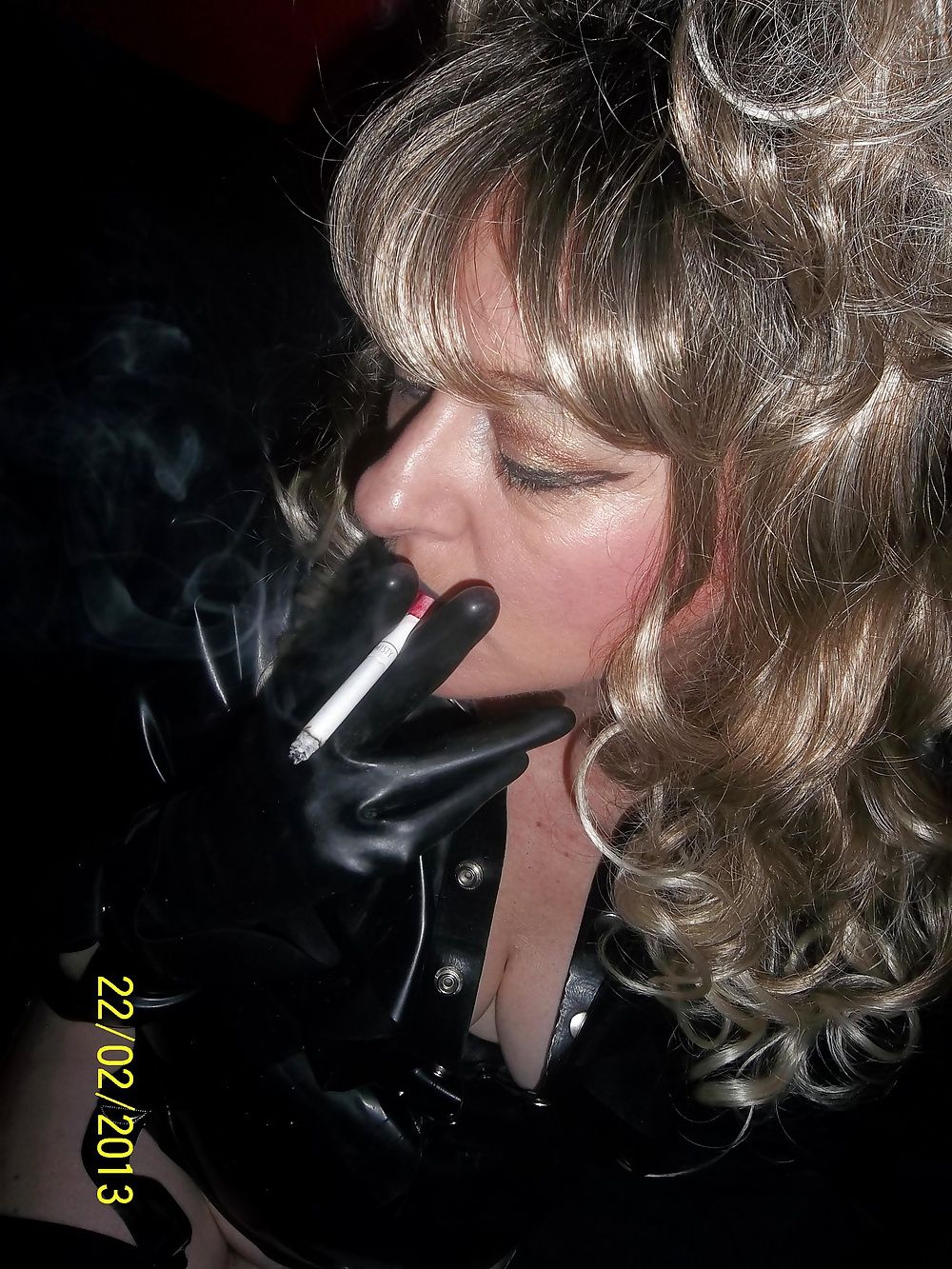 SMOKING SLUT #47