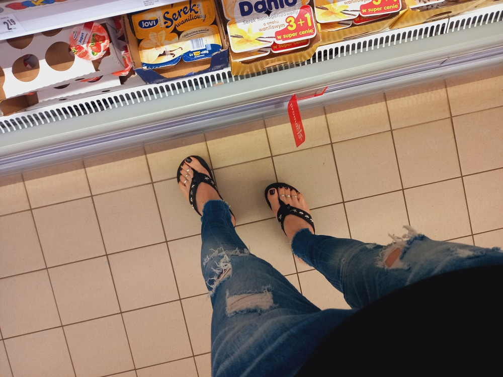 public crossdressing - shopping #5