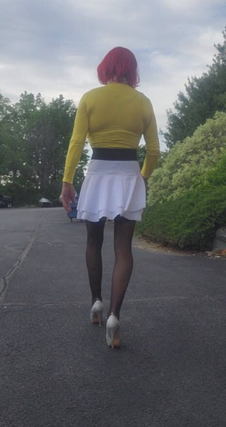 DeeDeeSlut White Skirt Yellow Top T Back Bra #4