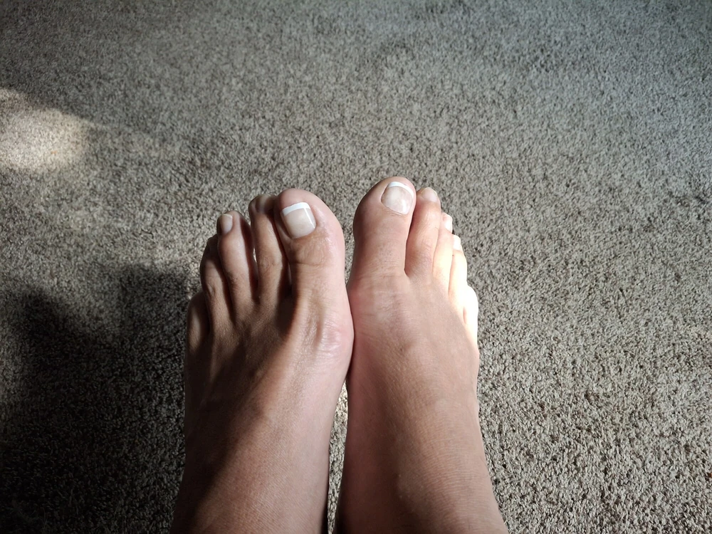 Showing off my toes #3