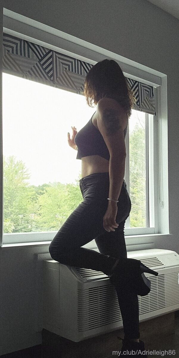 Adriel Leigh Free Photos #5