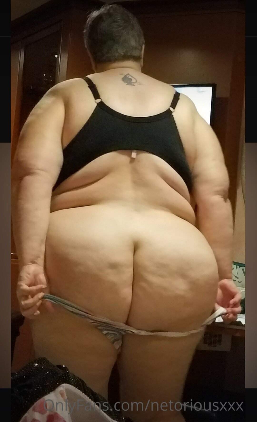 Sammie's Big Sexy ASS  #4