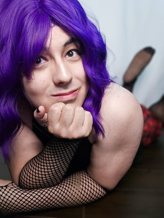 Punk princezna ve fialové: Škádlení od hlavy po patu
