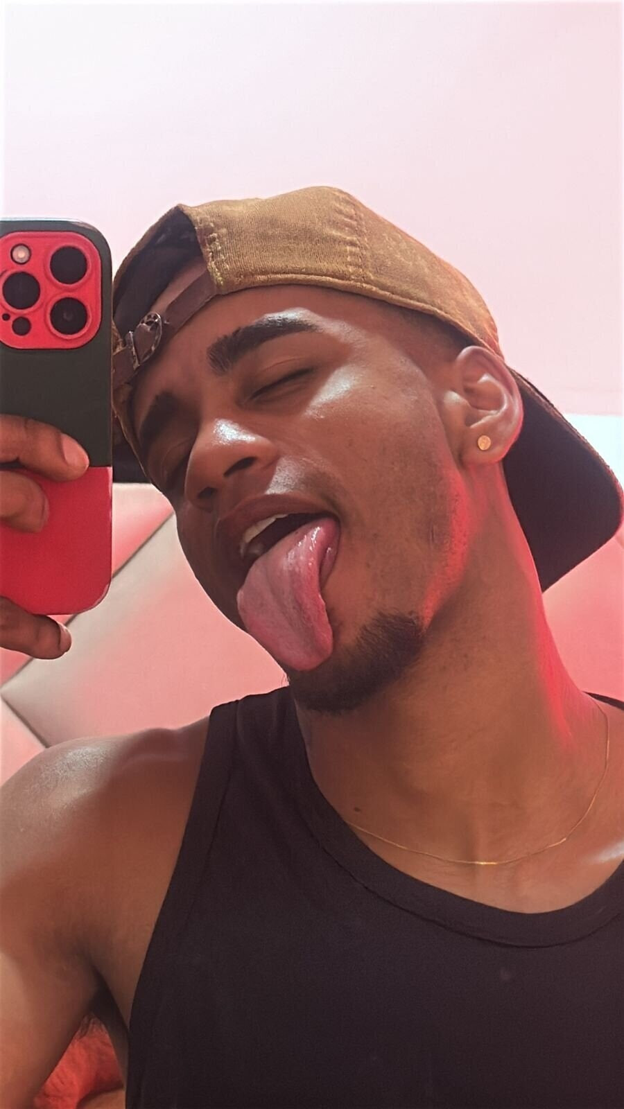 Aaron Cruz Free Photos #2