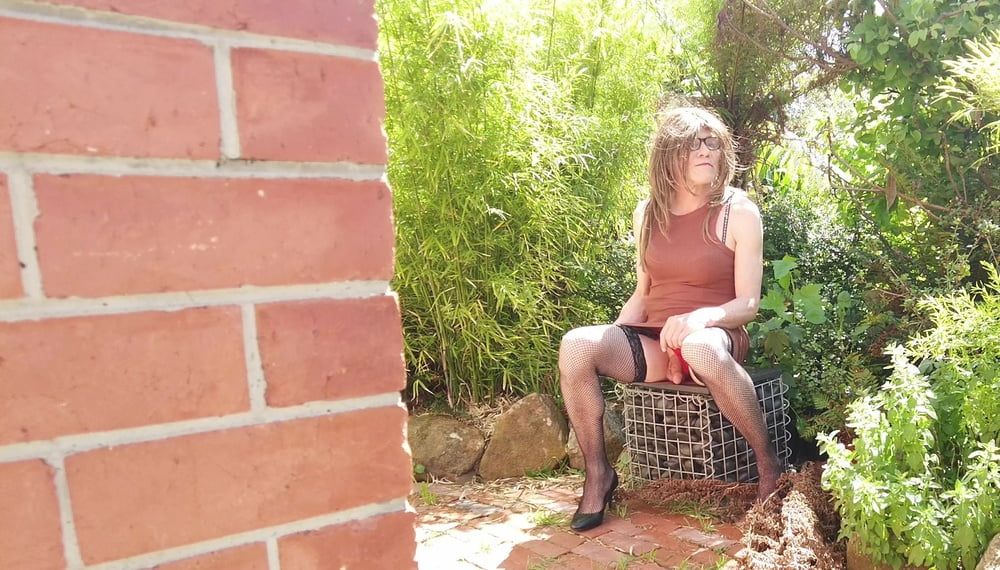 Crossdress - Sit outside and enjoy the sun