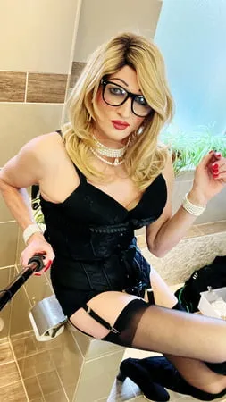 shemale crossdresser transgender milf         