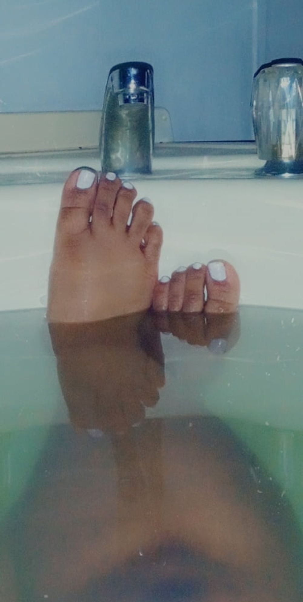 Chocolate feet