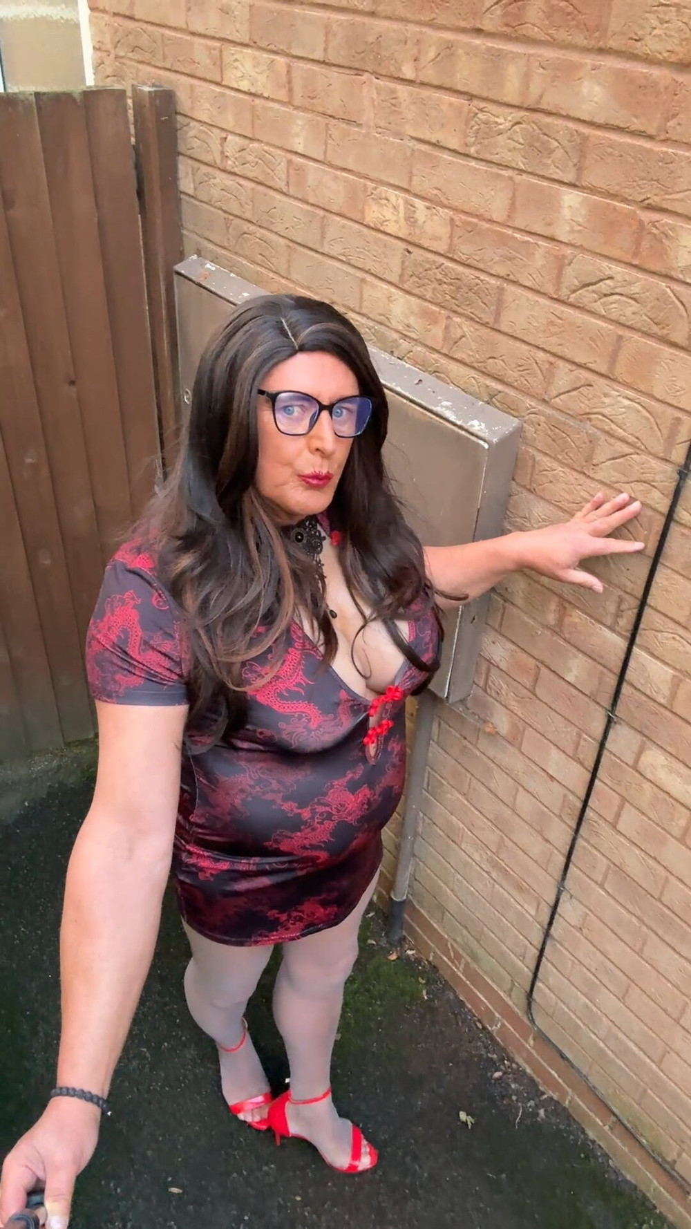 Sexy Crossdresser Kellycd2022’s in oriental dress #38