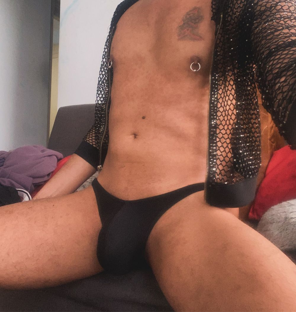 Black bulge #14