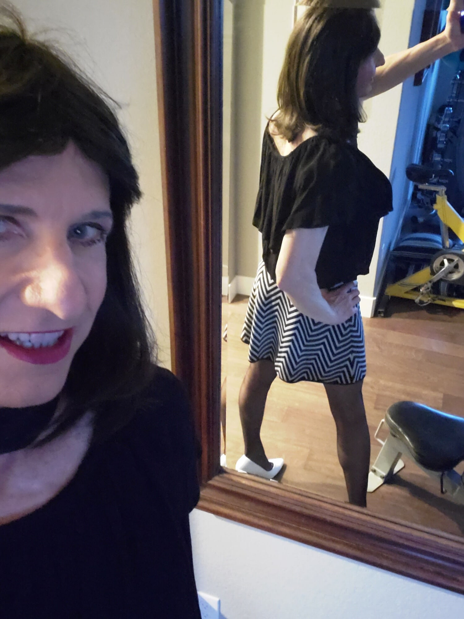 Black and White mini skirt #38