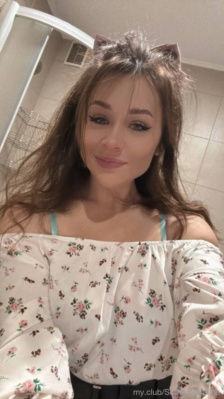 Barbara Free Photos #4