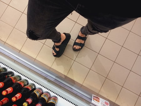 Halka açık travesti - alışveriş