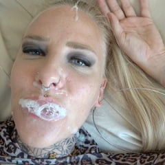 STRAPPED SLUT CUMMED HARD